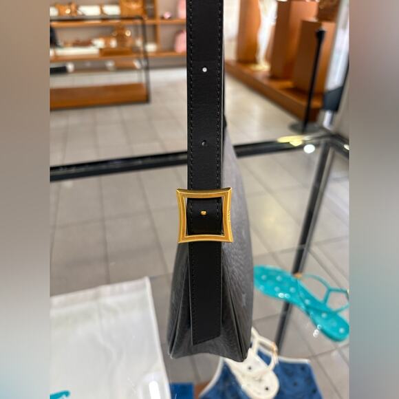 MCM Aren Logo Printed Small Shoulder Bag - Picture 4 of 9